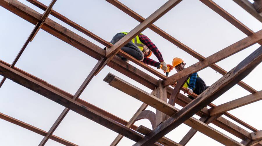 Expert Emergency Roof Repairs services in Spruce, MI
